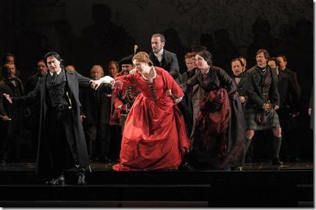 A scene from Lucia di Lammermoor (photo credit: Dan Rest)