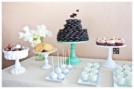 Sweet inspiration for your wedding: Dessert table versus Wedding cake!