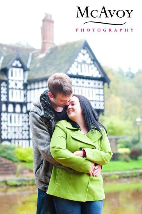 A Bridgewater Canal engagement shoot – canals, cobbles and cuddles