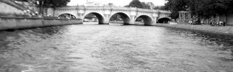 sight-seeing-in-paris-batobus-river-tours