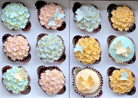 Chocolate cupcakes with flower icing