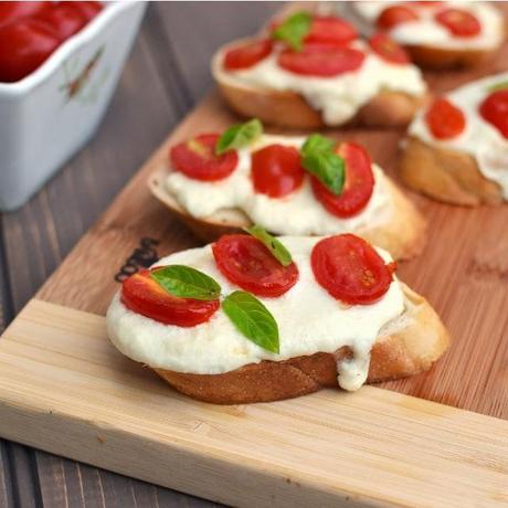 Tomato & Mozzarella Crostini