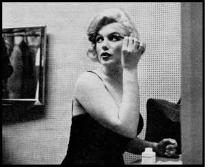 Marilyn Monroe Fixing Makeup