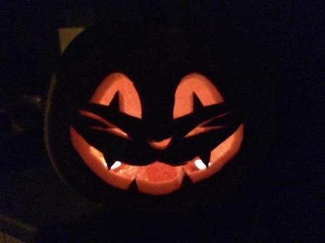homegrown pumpkin carving cat face