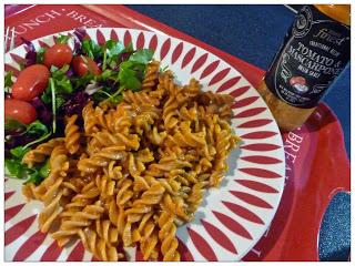 REVIEW! Tesco Finest Tomato and Mascarpone Pasta Sauce - Paperblog
