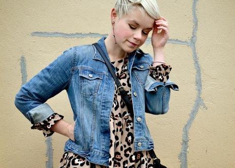Look of the Day: Apricot Leopard