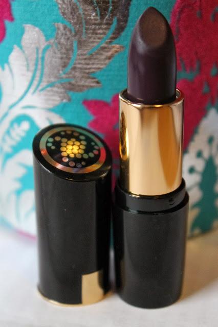 Review || Collection Gothic Glam Lipstick