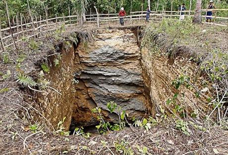 Apocalyptic!!! 100+ Sinkholes Swallowing Up Parts Of The Philippines! (Video & Stunning Images)