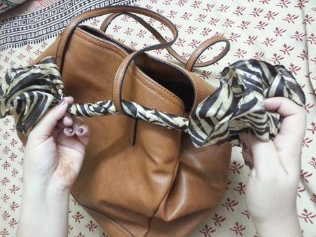 DIY - Tutorial - Scarf for Tote deco. 5 Simple Steps