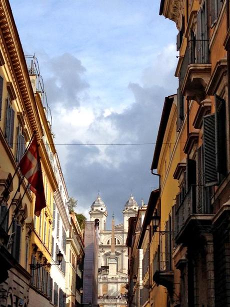 ilovegreeninspiration_novembre_round_on_piazza_di_spagna_roma