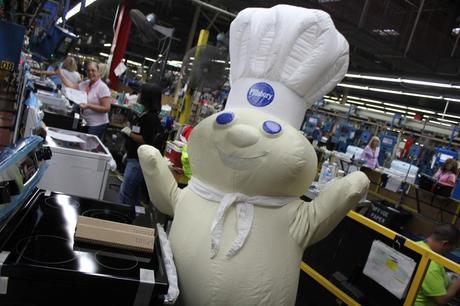 In preparation for the Pillsbury Bake-Off, the Doughboy visited GE's production line. 