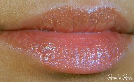 Rimmel London Vinyl Lip Gloss Shade 740 - Bronze Ambition - swatch