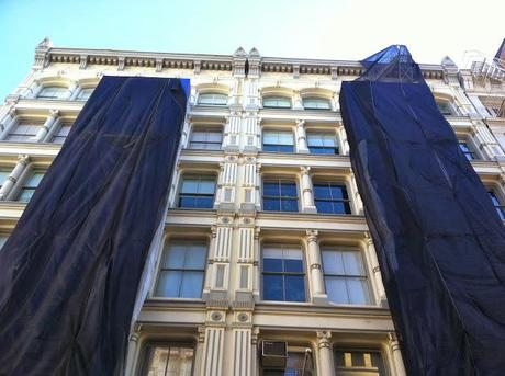 Pretty-Blue-Scaffolding-in-SOHO