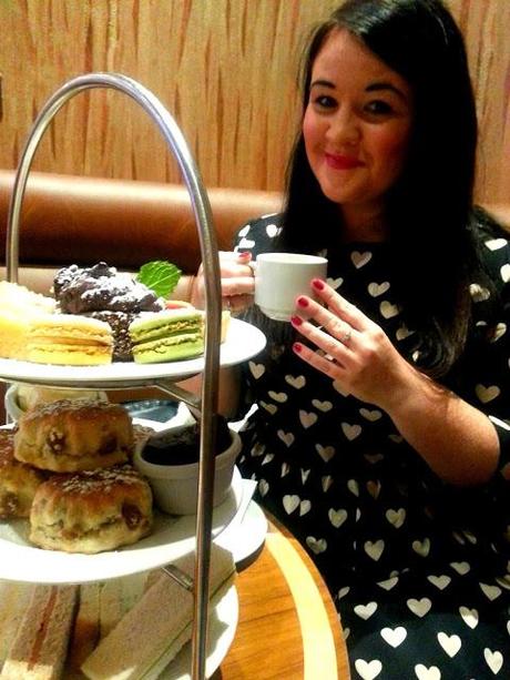 Lifestyle: Afternoon Tea in London