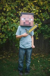 A Very Autistic Halloween! {Minecraft-Fanatics-R-Us}