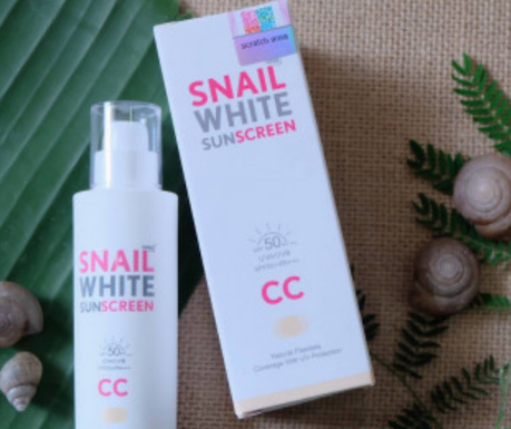 Your skin deserves perfect protection this summer with SNAILWHITE! Get up to up to 35% off only on Shopee Beauty this April 13!
