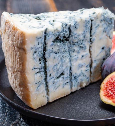 7 Creamy Gorgonzola Substitutes To Get the Perfect Cheesy Dish