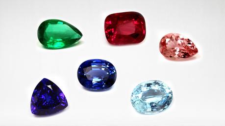 Natural Gemstones vs Lab Created Gemstones