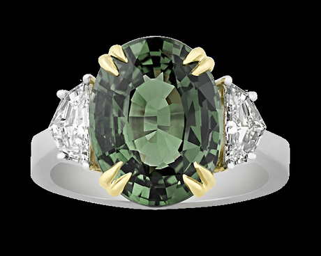 Surprise Your Beloved with a Lovely Alexandrite Ring