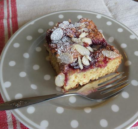 Jam Tea Cake