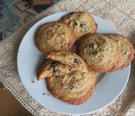 Keto Chocolate Chip Cookies