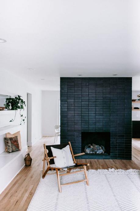 Black_Brick_Fireplace_Surround