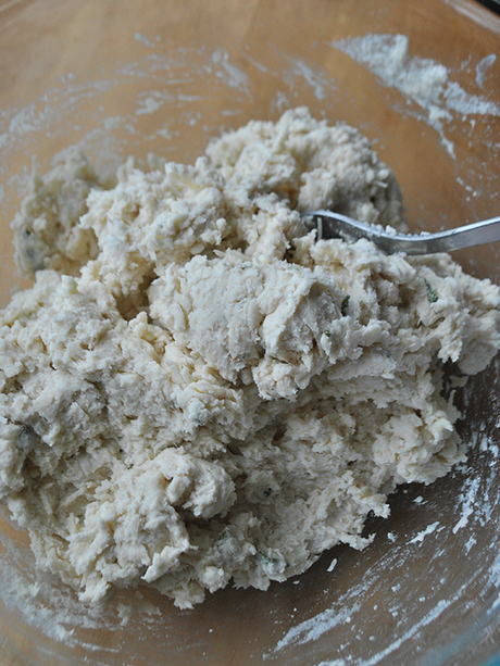 rosemary-garlic-biscuit-dough