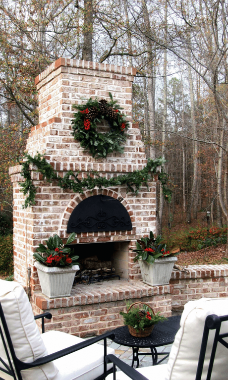 outdoor_fireplace_ideas_with_brick