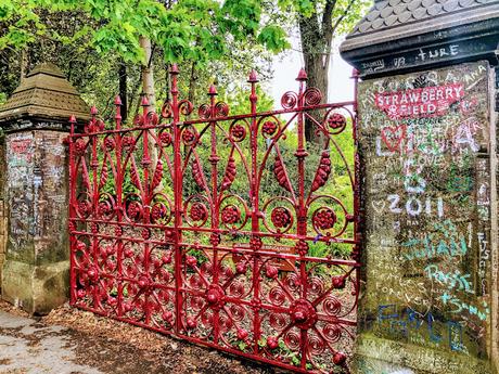 Liverpool: Strawberry Field, Penny Lane & Cavern Club...