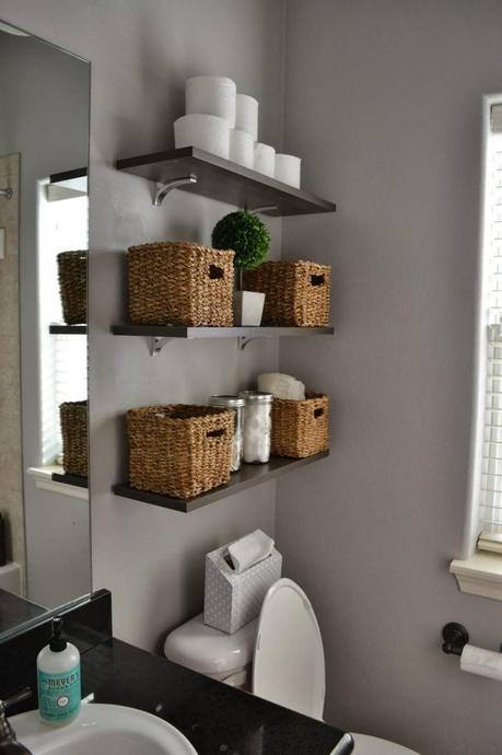 small_bathroom_wall_storage_ideas