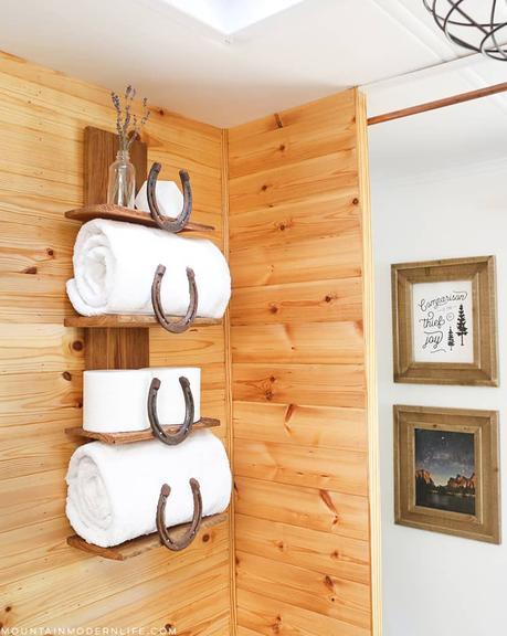 bathroom_towel_storage_shelf