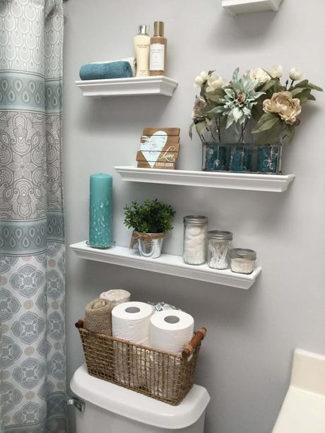 bathroom_towel_storage_wall_mounted