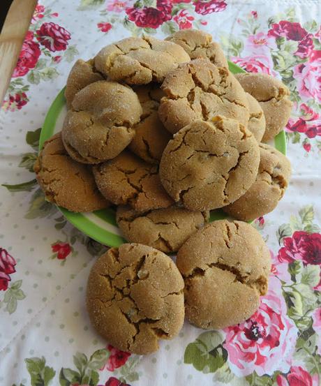 Nanny's Molasses Cookies