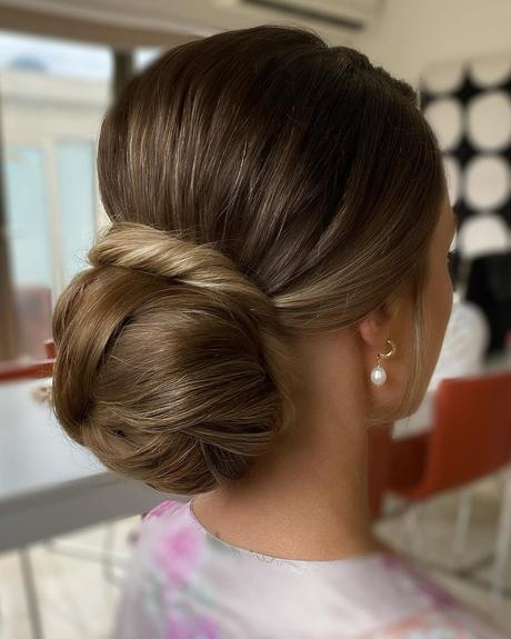 low bun hairstyles for wedding smooth volume kykhair