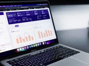 How Business Analytics Software Can Improve Your Productivity