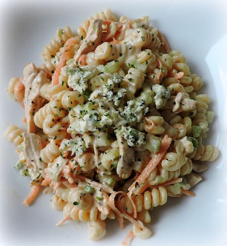 buffalo chicken pasta salad