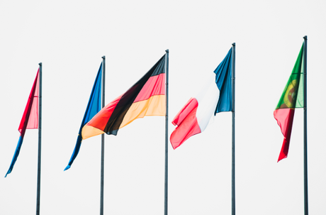 5 Factors to Consider When Designing Your Custom Flags
