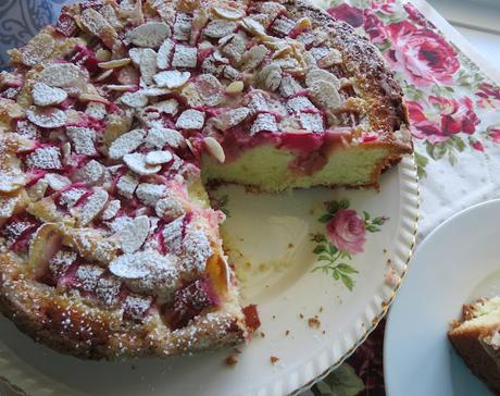 Norwegian Rhubarb Cake