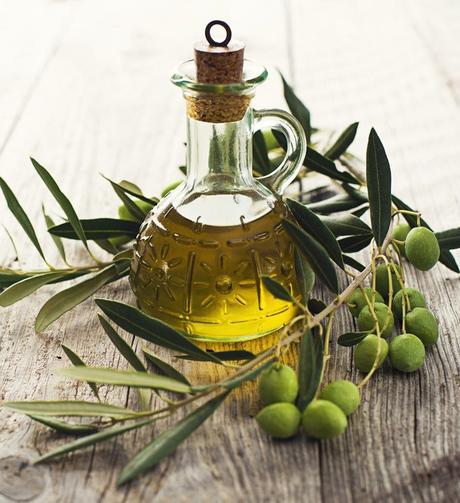 8 Substitutes for Olive Oil You Need to Stock Up On