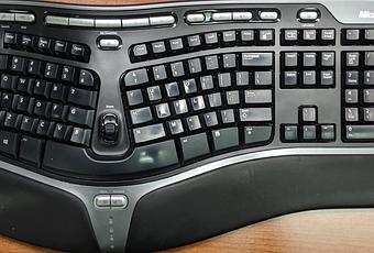 Ergonomic Keyboards – Does Ergonomic Keyboards Really Help? - Paperblog