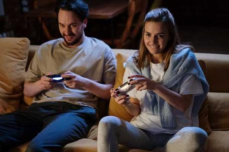 7 Best Online Games to Play With Friends on Weekends