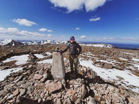 What is a Mountain Leader?