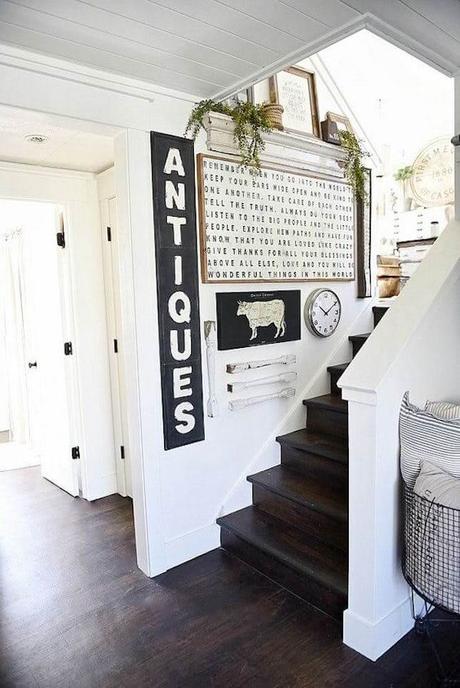 16 Best Staircase Wall Decor Ideas To Make Your Hallway Look Amazing -  Paperblog