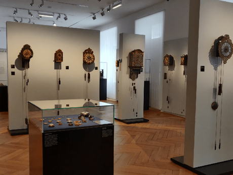 Uhrenmuseum Winterthur:  Clock and Watch Museum Winterthur