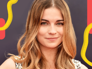 Annie Murphy Net Worth 2022