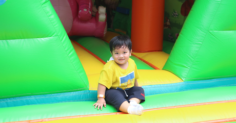 Playtime with Kuya Harvey and Liam on Araneta Fiesta Park | Araneta City’s newest outdoor fun park