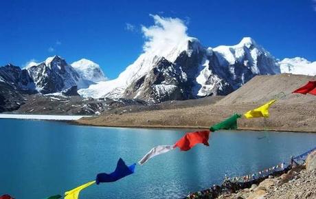 5 Best Places to Visit on North Sikkim Tour