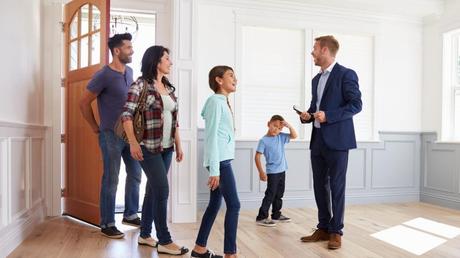real estate agent with kids growing biz