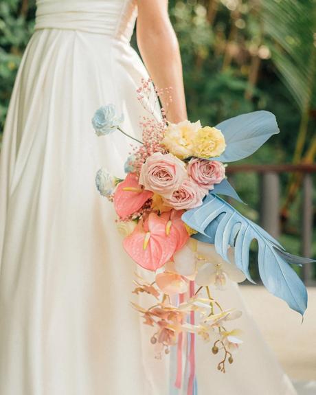 pantone 2003 color wedding bouquet