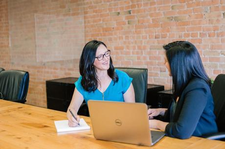 Tips to Stand Out As An Online Business Coach Promises